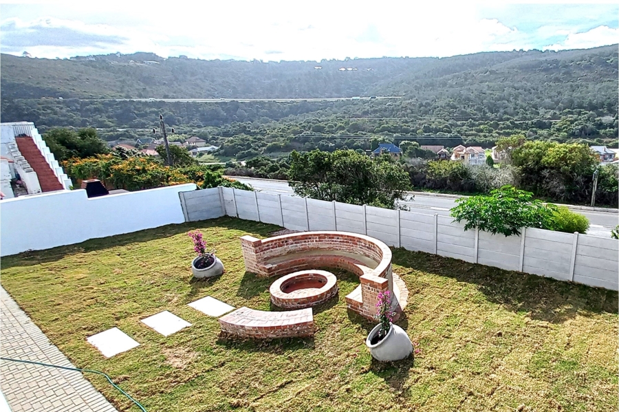 3 Bedroom Property for Sale in Hersham Western Cape